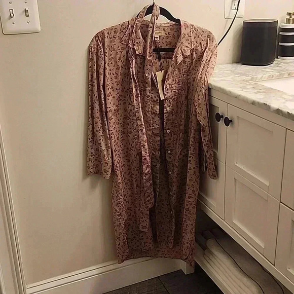 AUTHENTIC BURBERRY FLORAL DRESS - Picture 1 of 12